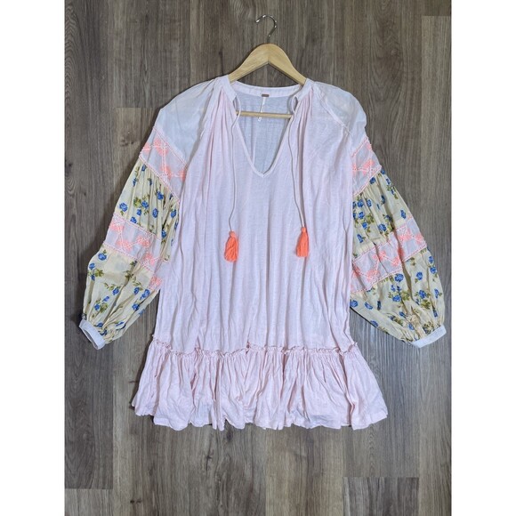 Free People MIX IT UP Size S Pink Floral Beaded Tunic Top / Mini Dress - Picture 3 of 11
